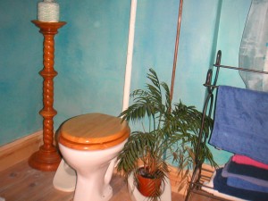 bathroom bathroom